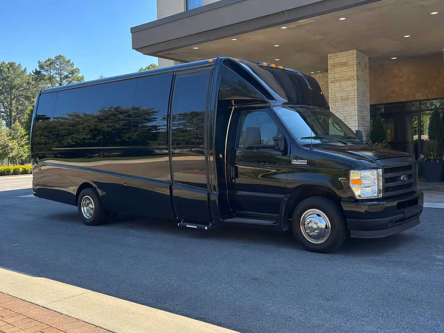 easily book transportation for your next concert or music festival 3