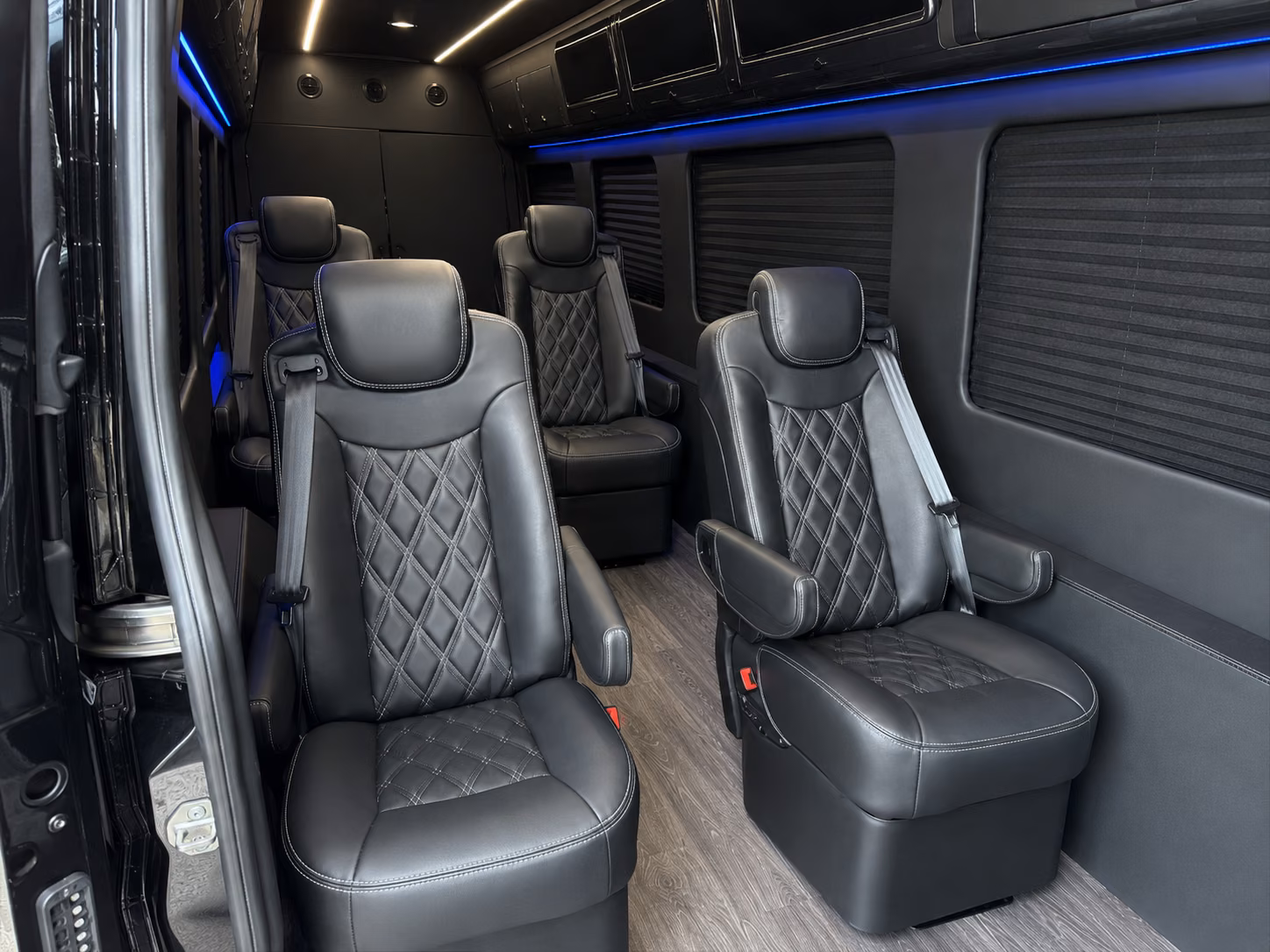 easily book transportation for your next wedding 1
