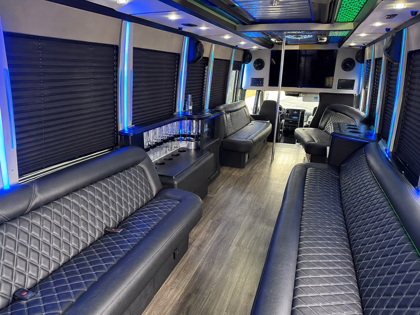 nashua canobie lake park party bus rental